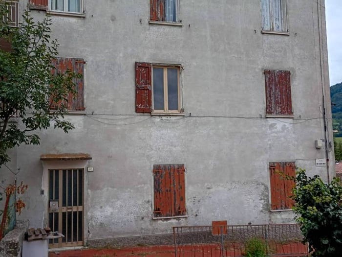 Casa con 6 locali in vendita in Castelnuovo Ne' Monti, Castelnovo Ne' Monti
