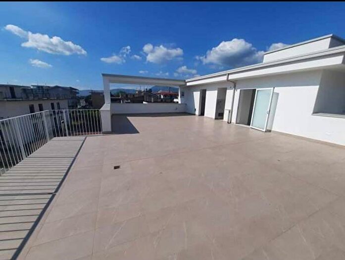 Appartamento trilocale in vendita in Via Nazionale delle Puglie, San Vitaliano