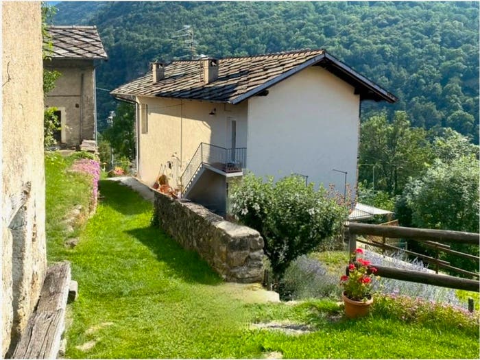 Casa con 6 locali in vendita in Borgata Ciapella, Perosa Argentina