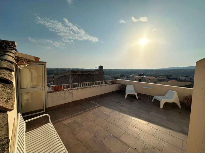 Casa con 6 locali in vendita in Via antonio Sofia, Centro, Noto