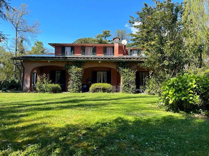 Casa con 6 locali in vendita in Largo Olgiata, Olgiata, Roma