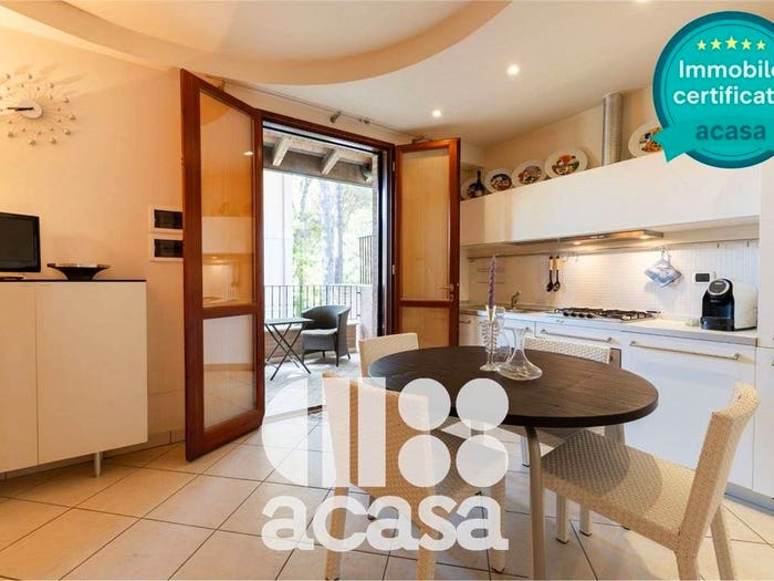Appartamento trilocale in vendita in Viale Due Giugno, Milano Marittima, Cervia