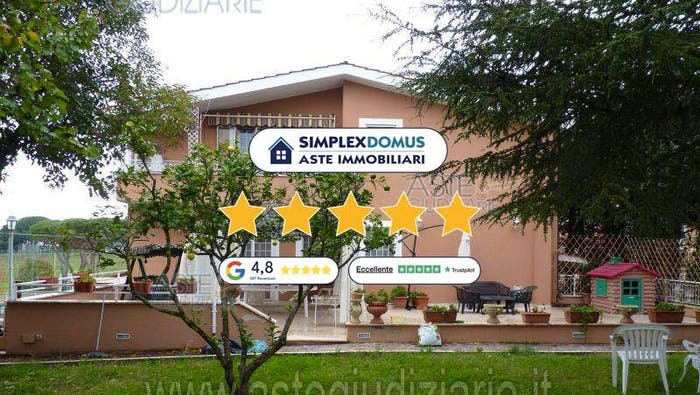 Appartamento quadrilocale in vendita in Via Quero, Osteria Nuova, Roma