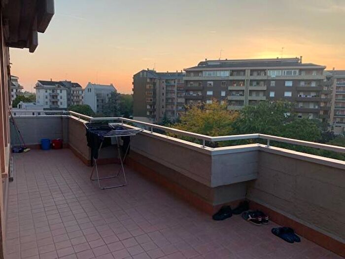 Appartamento trilocale in vendita in Stadio, Piacenza
