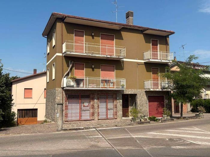 Appartamento con 6 locali in vendita in Fiorano Modenese