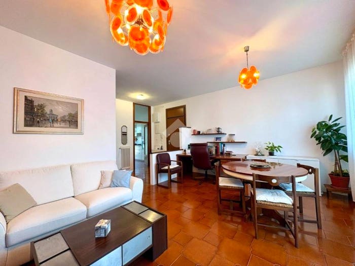 Appartamento quadrilocale in vendita in Via Girolamo Muzio, Guizza, Padova