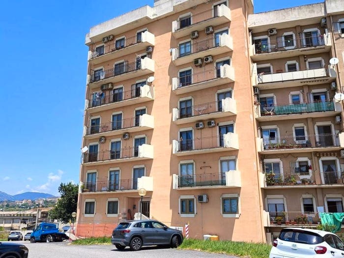 Appartamento quadrilocale in vendita in Viale Vincenzo De Filippis, Sant'Antonio De Filippis, Catanzaro