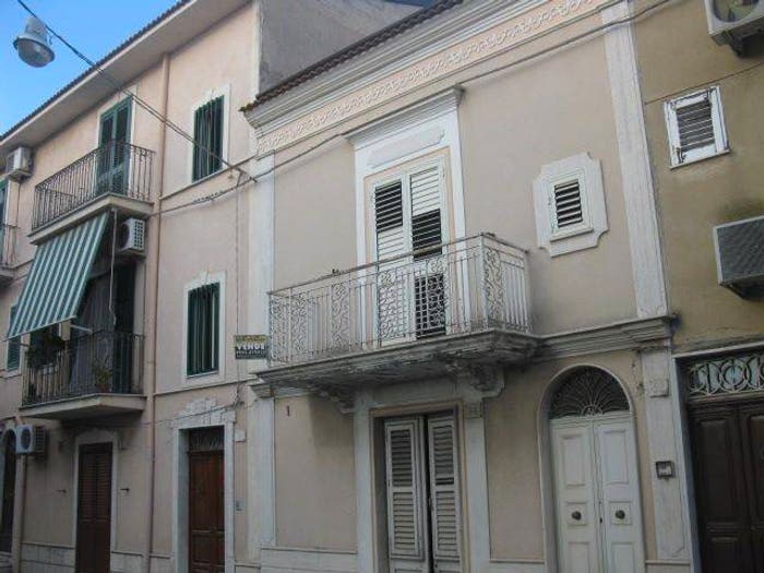 Casa trilocale in vendita in Campobello di Licata
