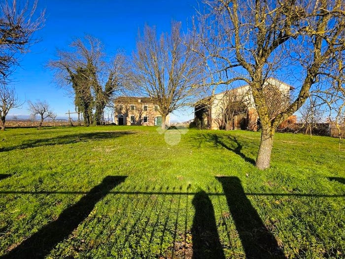 Casa con 5 locali in vendita in strada marone, Marcaria