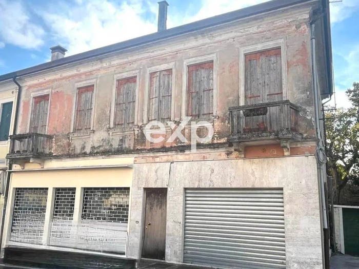 Casa trilocale in vendita in Piazza Giugno, Centro, Zenson di Piave