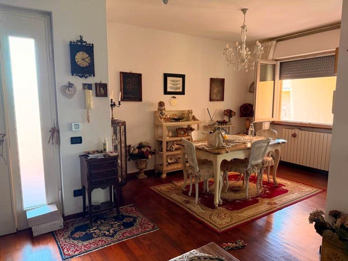 Casa con 6 locali in vendita in Via Sterpeti, Massarosa Paese, Massarosa