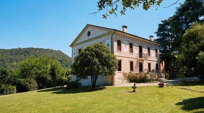 Casa con 6 locali in vendita in Piazzetta Vicariato, Centro, Brendola