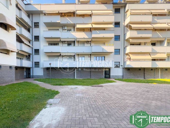 Appartamento bilocale in vendita in Via Giuseppe Saragat A, Tavazzano, Tavazzano con Villavesco