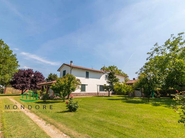 Casa con 6 locali in vendita in Via Pilastrino, Castel San Pietro Terme