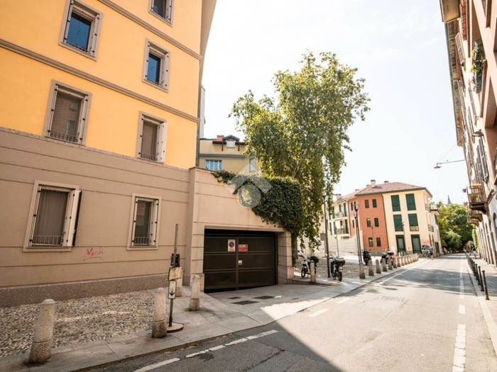 Appartamento quadrilocale in vendita in VIA MAGOLFA, Navigli Darsena, Milano