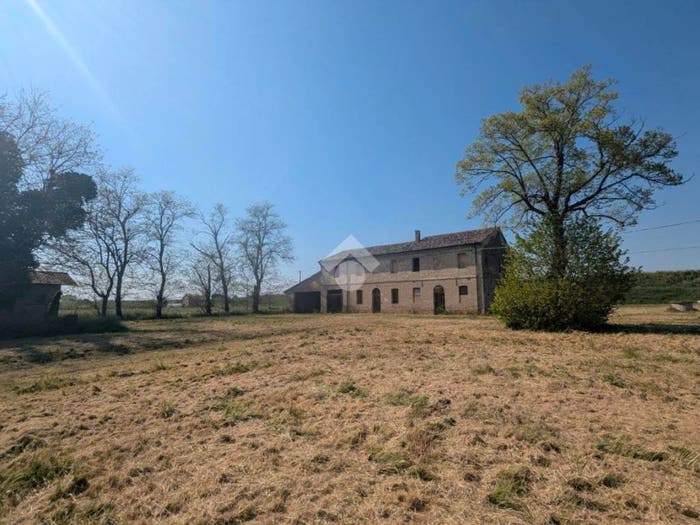 Casa con 5 locali in vendita in Via Argine Destro Montone, Roncalceci Longana, Ravenna