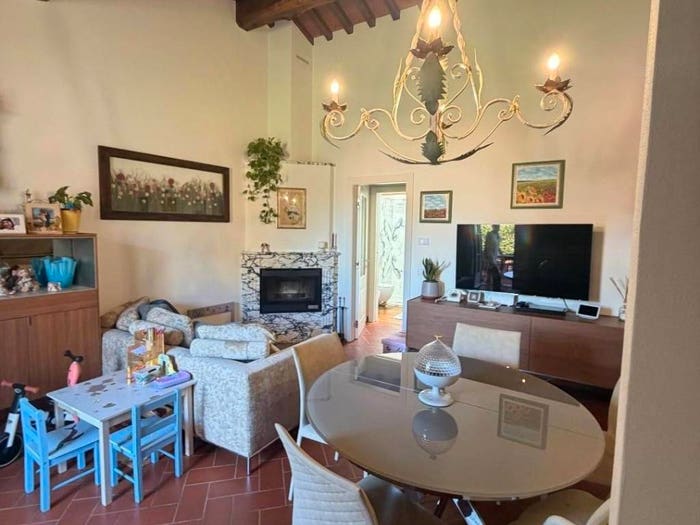 Appartamento quadrilocale in vendita in Via Caniparola, Caniparola, Fosdinovo