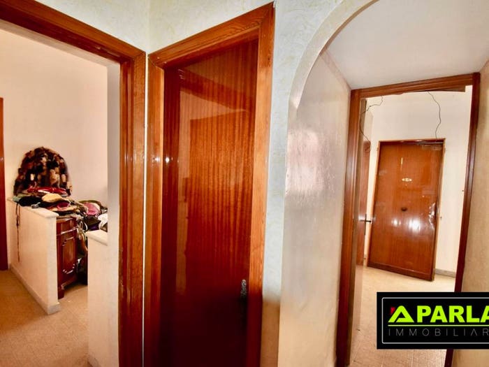 Appartamento con 5 locali in vendita in Via Mirisola, Centro, Serradifalco
