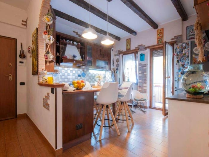 Appartamento trilocale in vendita in Viale Giuseppe Genoese Zerbi, Ostia Levante, Roma