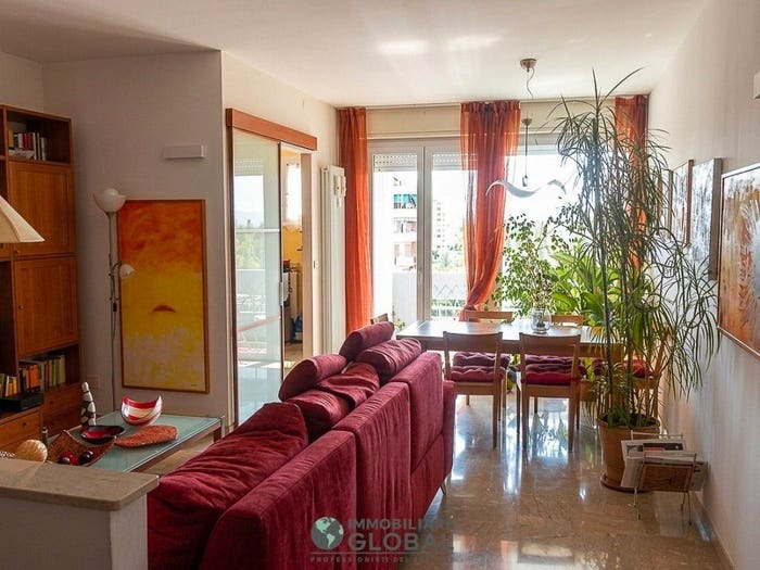 Appartamento quadrilocale in vendita in Via Ventimiglia, Sant'Agnese Università, Modena