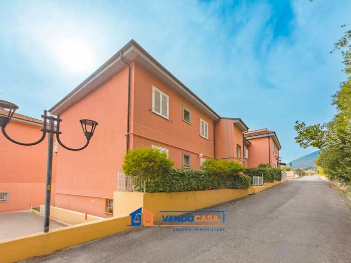 Appartamento bilocale in vendita in Via Donatello, Centro, Albenga
