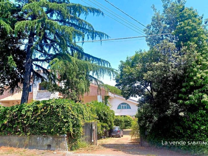 Casa quadrilocale in vendita in Via Serroni, Giffoni Sei Casali