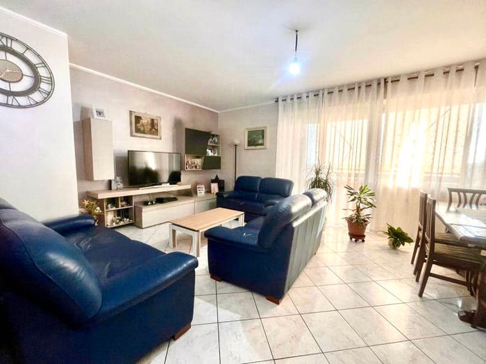 Appartamento trilocale in vendita in Via Marzo, Bicocca, Novara