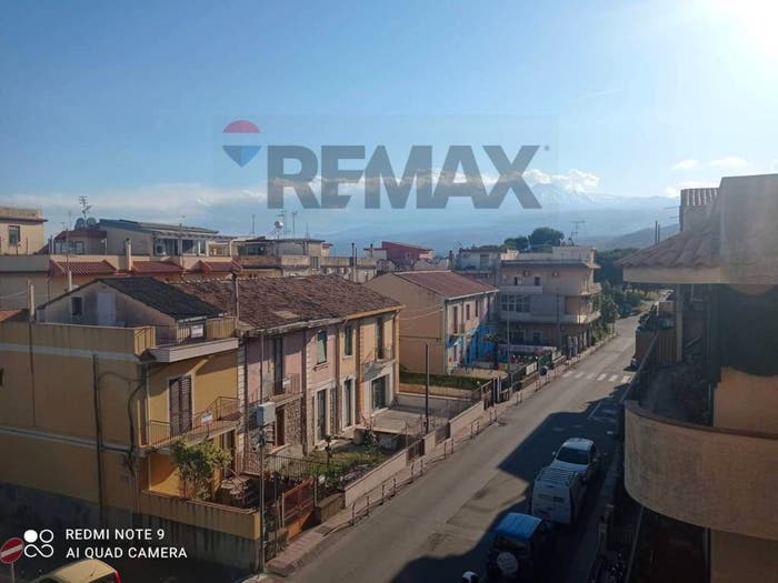 Appartamento con 6 locali in vendita in via vittorio emanuele, Centro, GiardiniNaxos