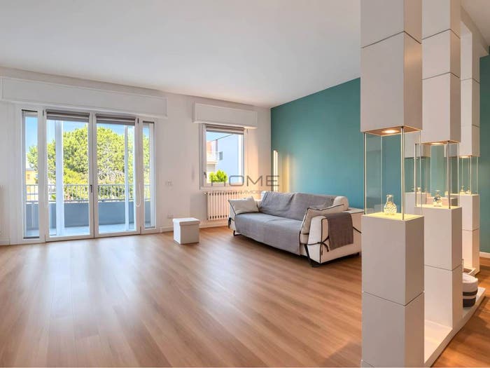 Appartamento trilocale in vendita in Vicolo Grifone, Lido Centro Ovest, Jesolo