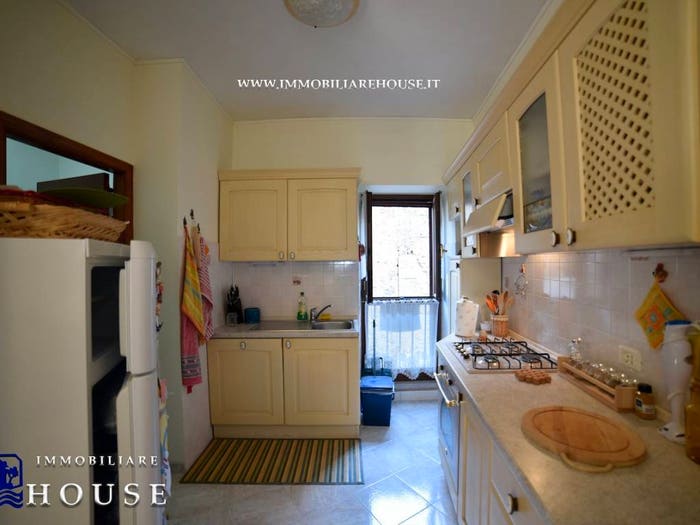 Appartamento quadrilocale in vendita in Via Donzellini, Bolsena
