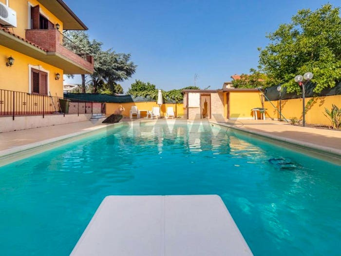 Casa con 6 locali in vendita in Centro, Mascalucia