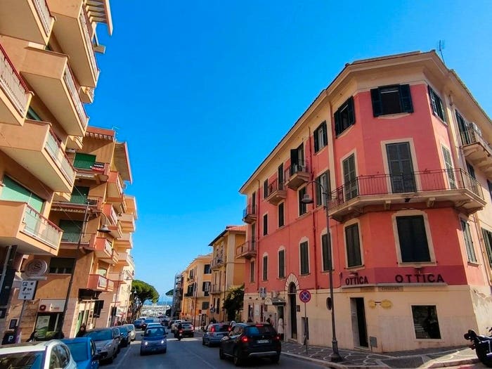 Appartamento con 6 locali in vendita in Corso Cavour, Gaeta