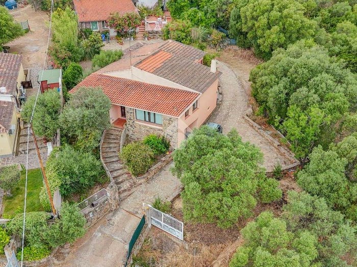 Casa trilocale in vendita in Via Pamentu Integhiatu, Rudalza, Olbia