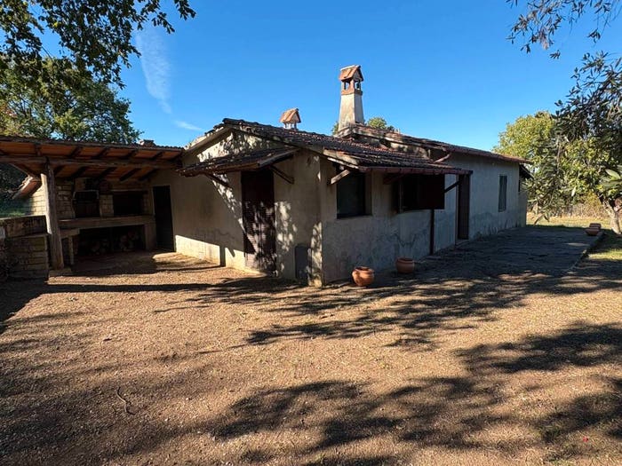 Casa quadrilocale in vendita in Strada Pian di Ciliano, Soriano nel Cimino