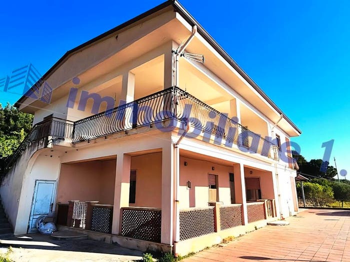 Casa con 6 locali in vendita in Strada Provinciale del Busecchio, CalatafimiSegesta