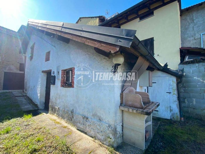 Casa con 6 locali in vendita in Località Battagliosi, Molare