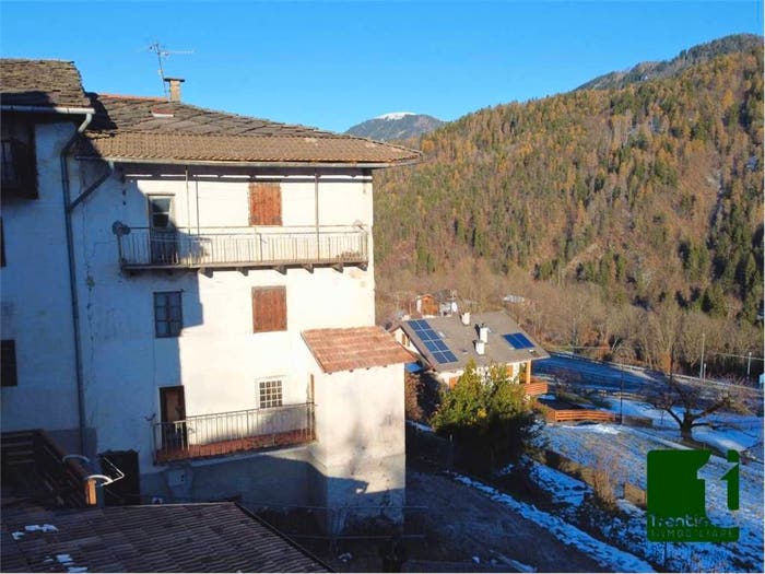 Casa con 6 locali in vendita in Montagnaga, Baselga di Pinè