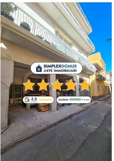 Appartamento trilocale in vendita in CColombo, Centro, Capo d'Orlando