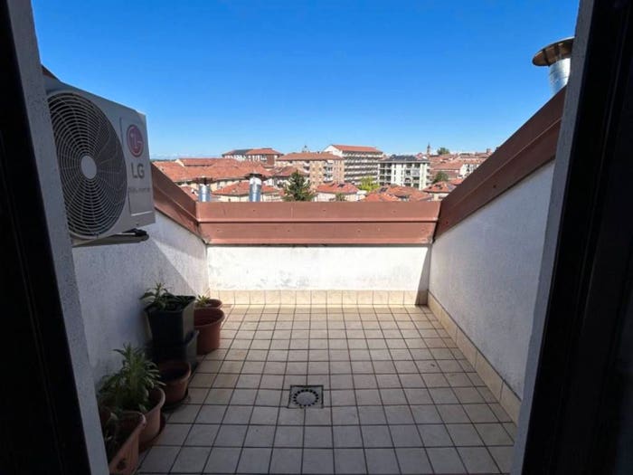 Casa trilocale in vendita in Via Guttuari, Stazione, Asti