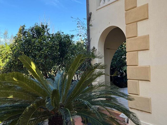Appartamento trilocale in vendita in VIA CAPOTESTA, Centro Storico, Olbia