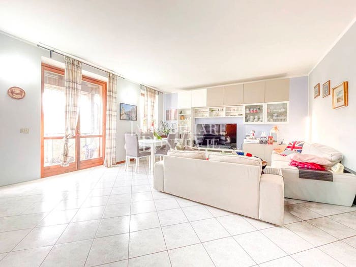 Appartamento trilocale in vendita in Via Don Luigi Sturzo, Centro, Malnate