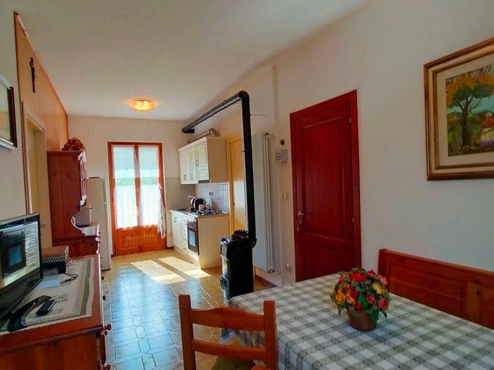 Appartamento trilocale in vendita in Località Galoppina, Borgo Val di Taro
