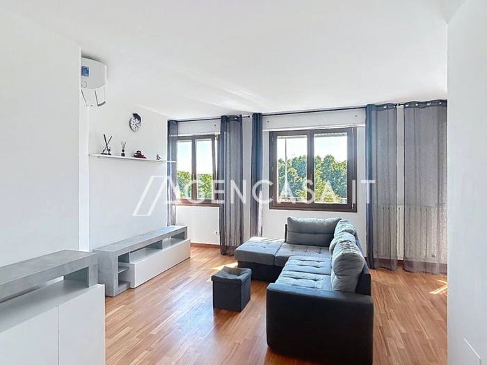 Appartamento trilocale in vendita in Rogoredo, Milano