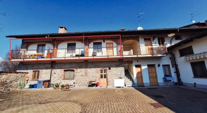 Appartamento trilocale in vendita in Via Carlo Felice Trossi, Gaglianico