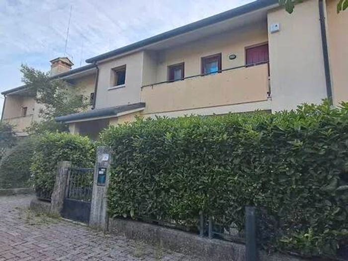 Appartamento quadrilocale in vendita in Via Carlo Conte, Centro, Pieve di Soligo