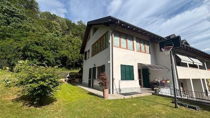Casa quadrilocale in vendita in Masera