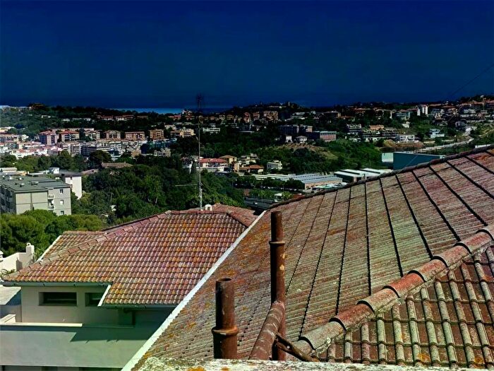 Appartamento quadrilocale in vendita in Tavernelle, Ancona