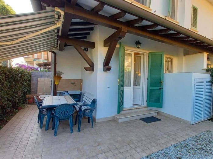 Casa con 6 locali in vendita in Via Savonarola, Vittoria Apuana, Forte dei Marmi