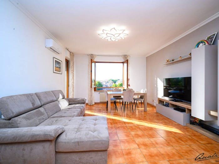 Appartamento quadrilocale in vendita in Via Gaetano Giorgio Gemmellaro, Pietralata, Roma