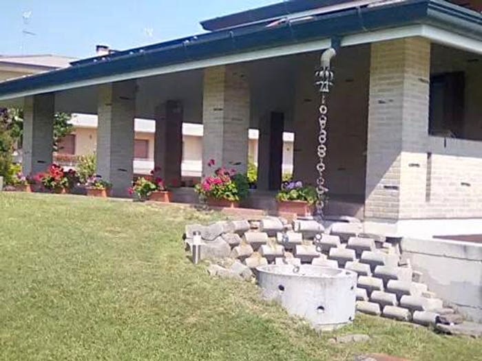 Casa con 6 locali in vendita in Urb Villa Singola Latisana, Pertegada, Latisana